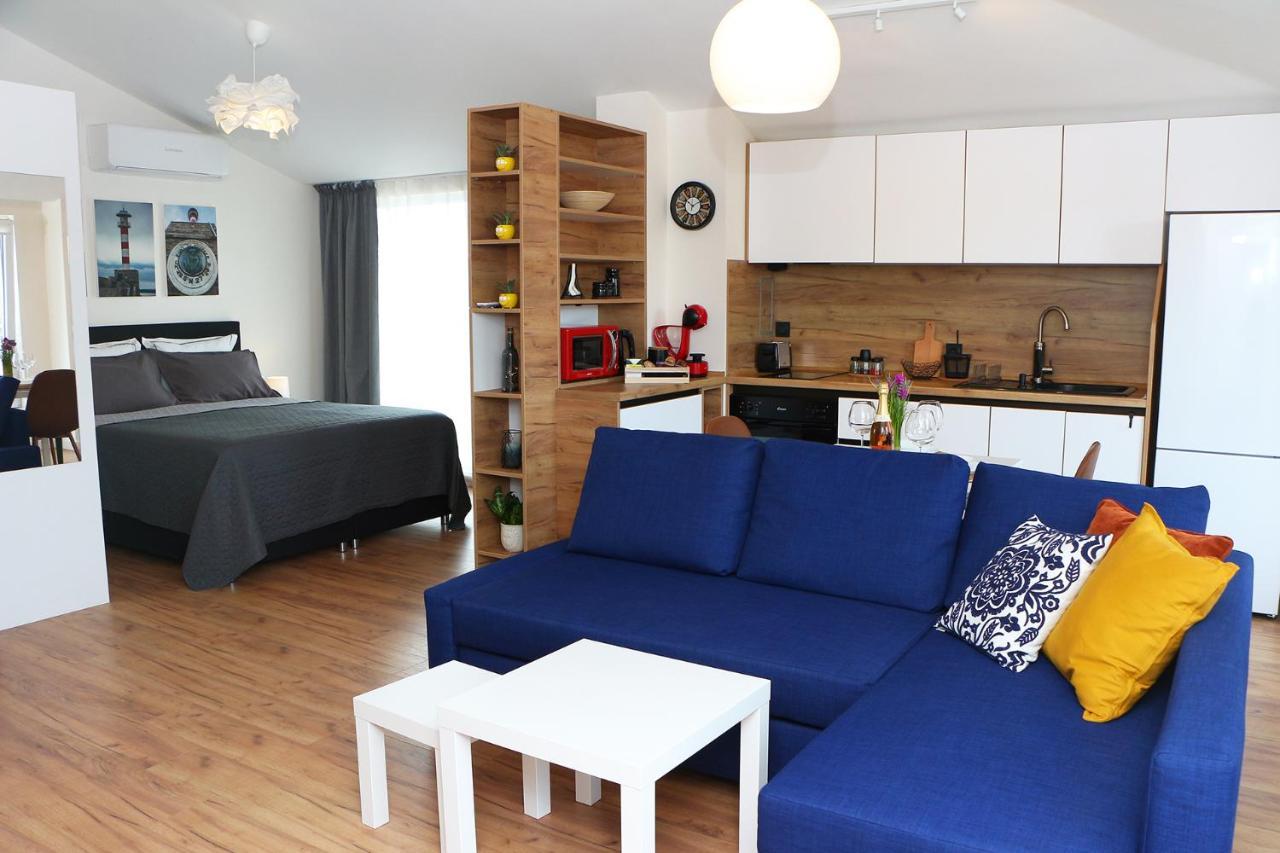 Shik & Chic In The Heart Of Burgas # 5Min From Beach # New Εξωτερικό φωτογραφία