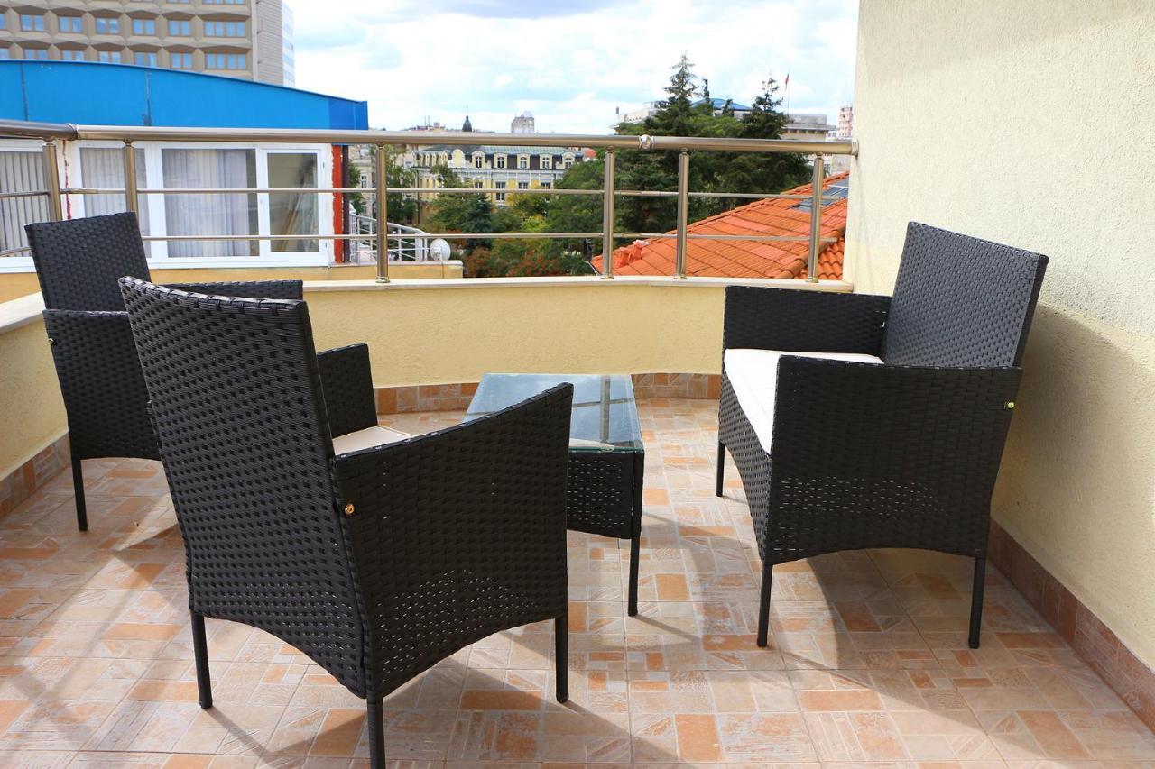 Shik & Chic In The Heart Of Burgas # 5Min From Beach # New Εξωτερικό φωτογραφία