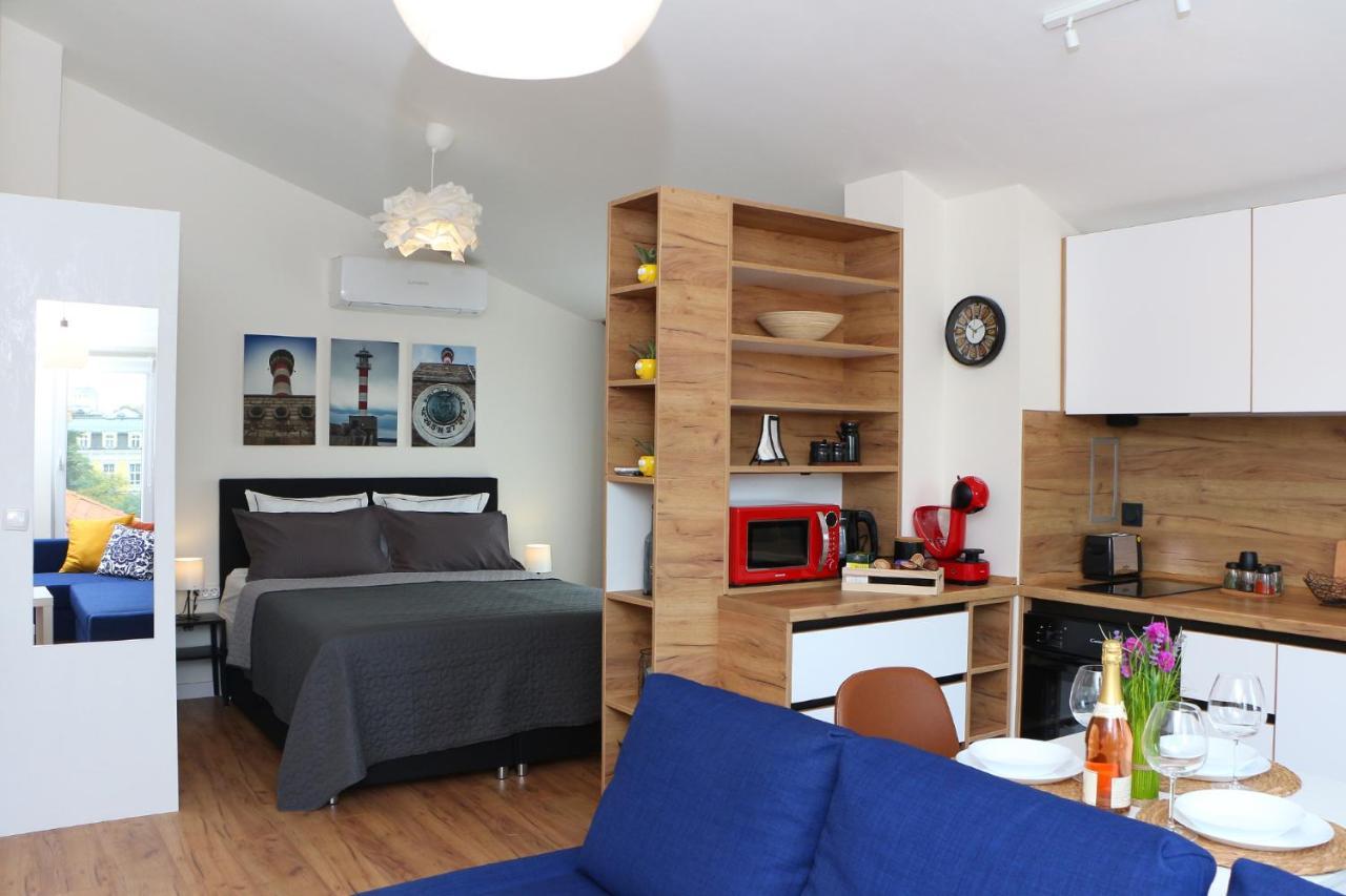 Shik & Chic In The Heart Of Burgas # 5Min From Beach # New Εξωτερικό φωτογραφία