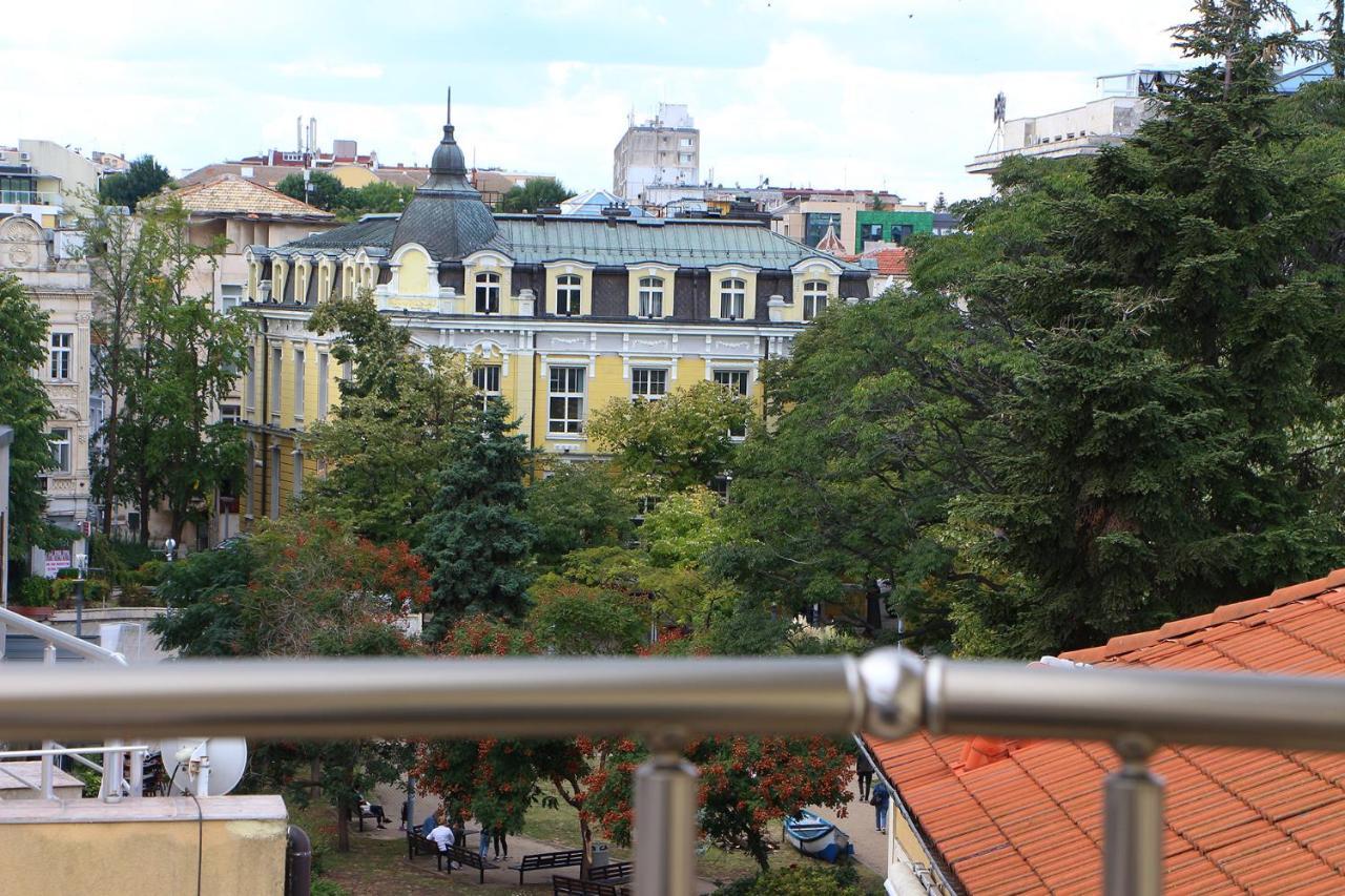 Shik & Chic In The Heart Of Burgas # 5Min From Beach # New Εξωτερικό φωτογραφία