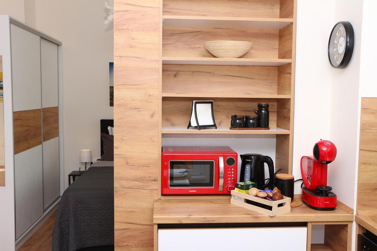 Shik & Chic In The Heart Of Burgas # 5Min From Beach # New Εξωτερικό φωτογραφία