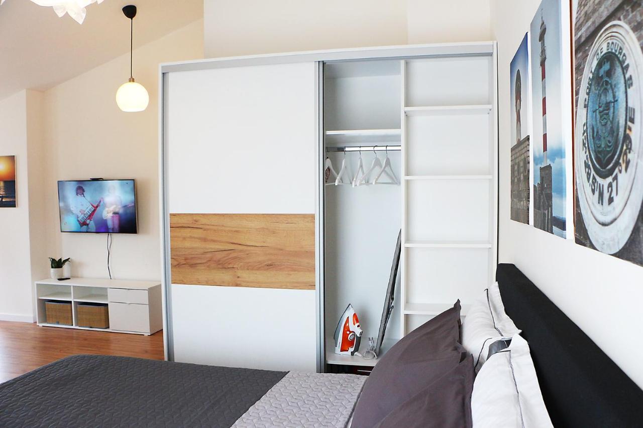 Shik & Chic In The Heart Of Burgas # 5Min From Beach # New Εξωτερικό φωτογραφία