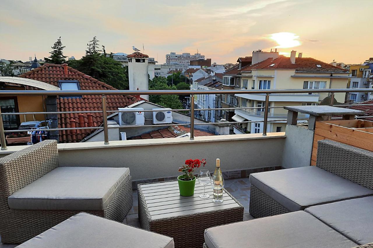 Shik & Chic In The Heart Of Burgas # 5Min From Beach # New Εξωτερικό φωτογραφία